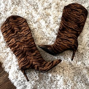 Chinese laundry tiger print boots